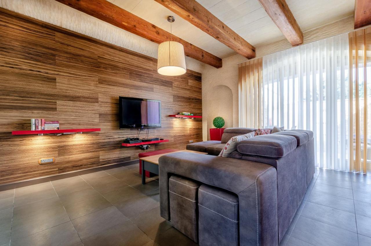 A Popular Pet Friendly Villa With A Pool, Gozo Xagħra Eksteriør bilde