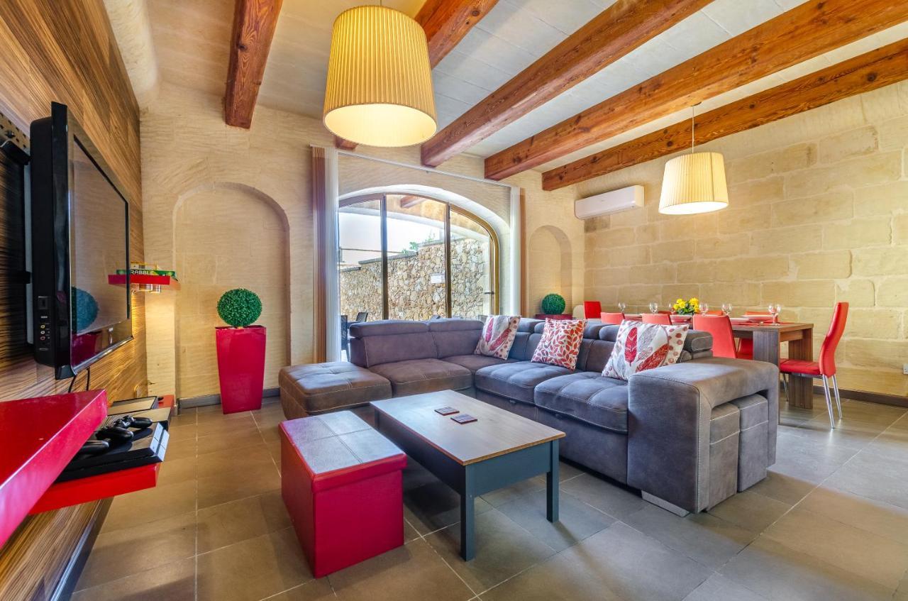 A Popular Pet Friendly Villa With A Pool, Gozo Xagħra Eksteriør bilde